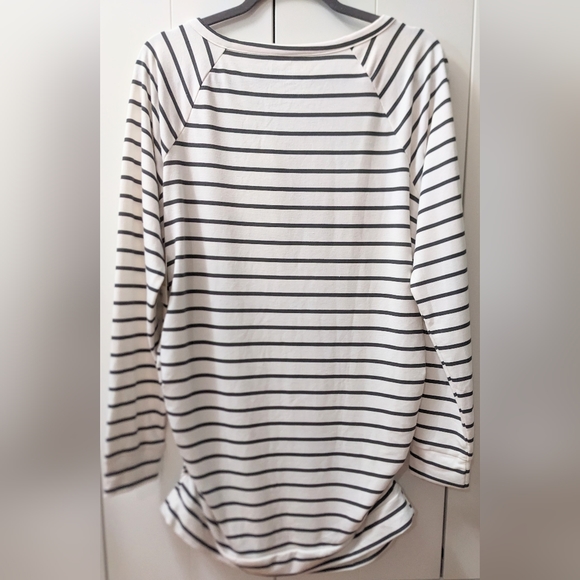 MATERNITY, A:GLOW, Lace-Up Tunic Sweater, Size Large. - Picture 5 of 8